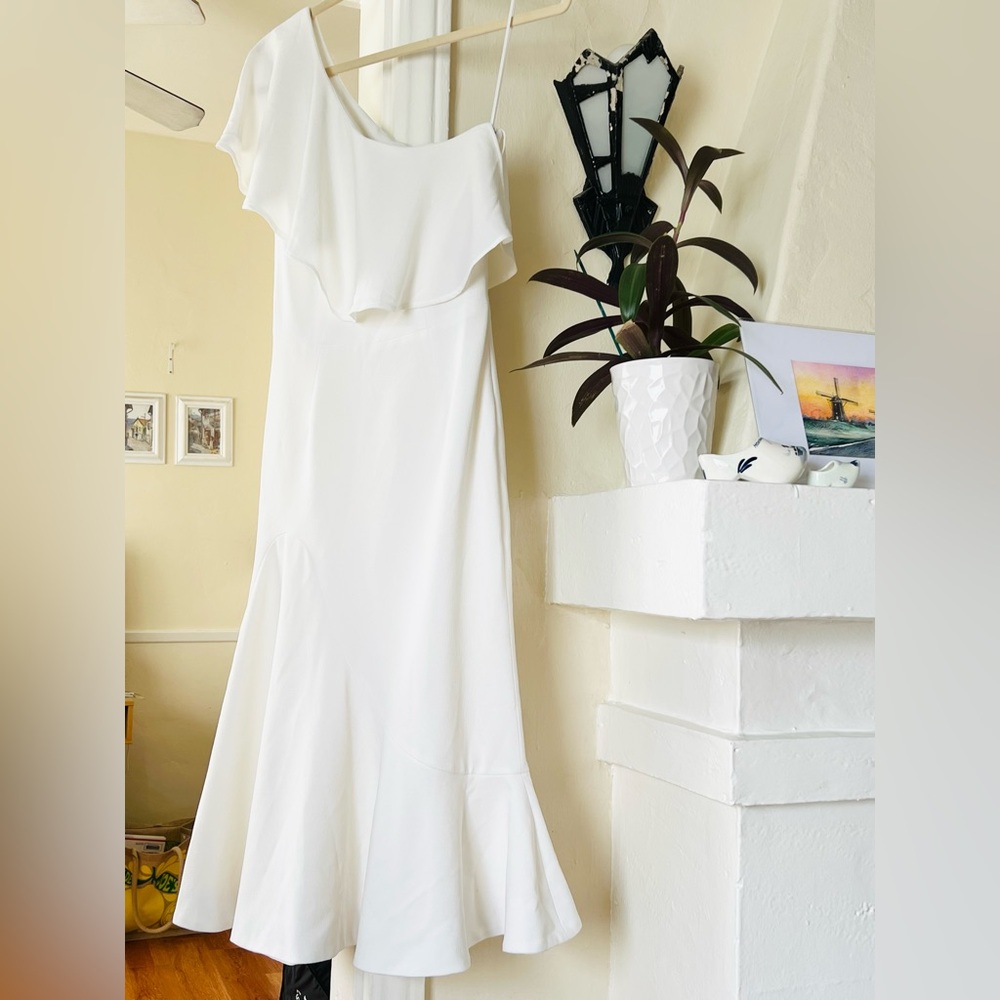FITS XS - Immaculate White One-Shoulder Crepe Midi Dress - XS